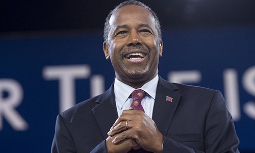 Ben Carson, Bộ trưởng Bộ Phát triển Nhà ở và Đô thị Mỹ. Ảnh: CNN.