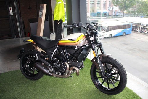 Biến thể Mach 2.0 của Scrambler tại Việt Nam.