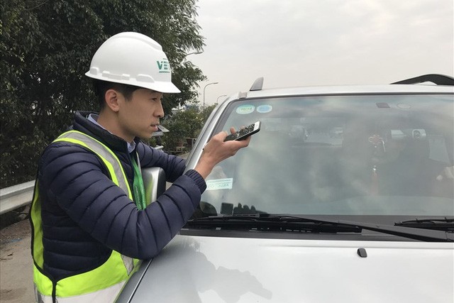 Đề xuất cưỡng chế dán thẻ thu phí tự động hàng triệu ôtô