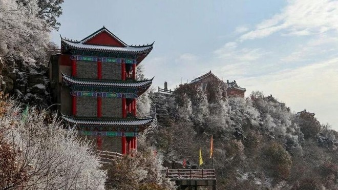 Công viên Thần Nông miễn vé tham quan cho các du khách sử dụng điện thoại Huawei. (Ảnh: SCMP).