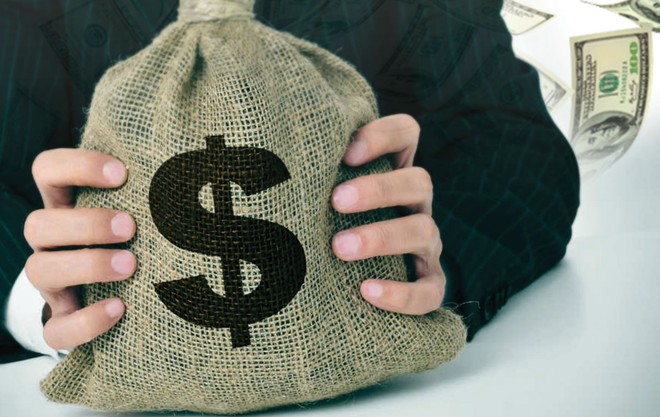 Nhập nhằng doanh nghiệp vay tiền cá nhân