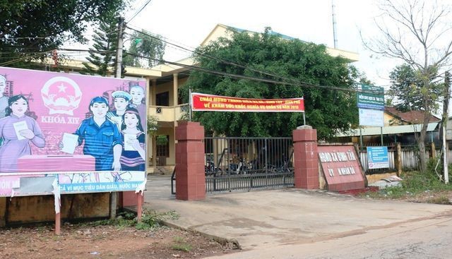 UBND xã Bình Tân, nơi từng xảy ra hàng loạt sai phạm về quản lý tài chính.