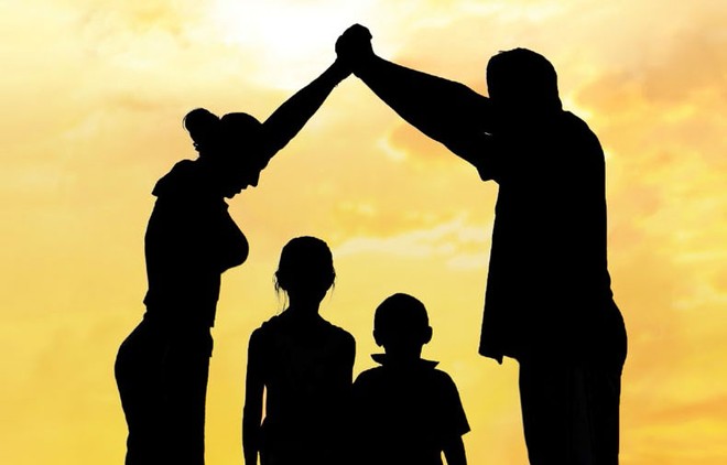 "Chơi game" hợp đồng lúc đầu ở quy mô nhỏ, nhưng 
3 năm trở lại đây trở thành hệ thống và chuyên nghiệp.