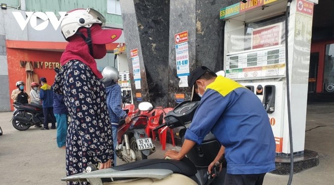 Các cửa hàng xăng dầu vận hành ổn định.