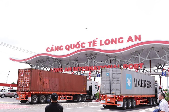 Cảng quốc tế Long An sẽ khánh thành toàn bộ vào tháng 6/2024. Ảnh: Lê Toàn.