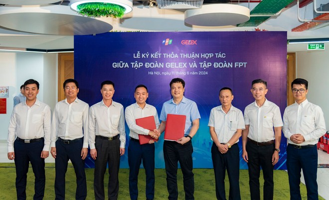 Đại diện Tập đoàn FPT và Tập đoàn GELEX ký kết thỏa thuận hợp tác.