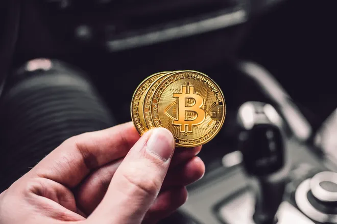 Nhà đầu tư "dài hạn" Bitcoin nhất quyết không buông tay bất chấp thị trường lao dốc