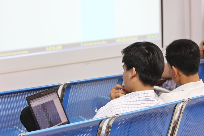 Neo ở điểm cân bằng