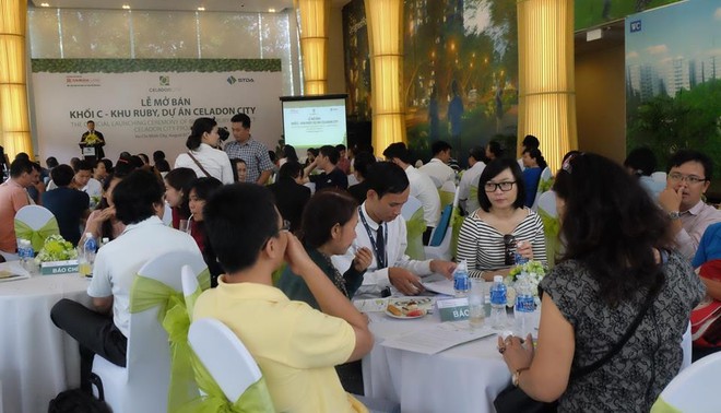 Hàng trăm khách hàng tham dự mở bán Khối C khu Ruby, Dự án Celadon City