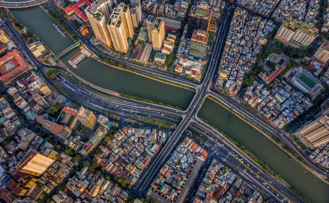 Sốt đất khắp nơi, giới đầu tư “đãi cát tìm vàng”