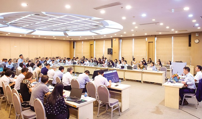 Ông Nguyễn Quốc Hùng, đại diện Hiệp hội Kinh doanh vàng Việt Nam phát biểu tại Hội thảo. 