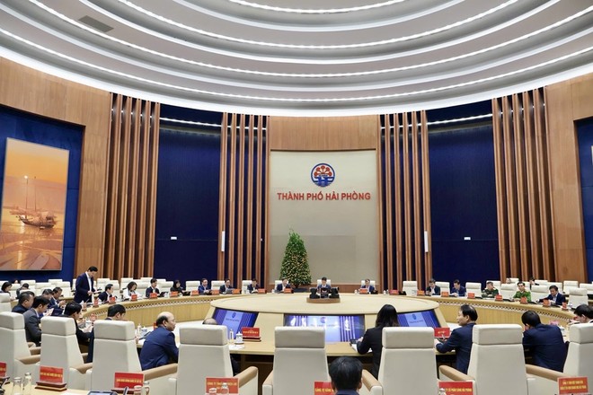 Toàn cảnh phiên họp thường kỳ tháng 1/2026.