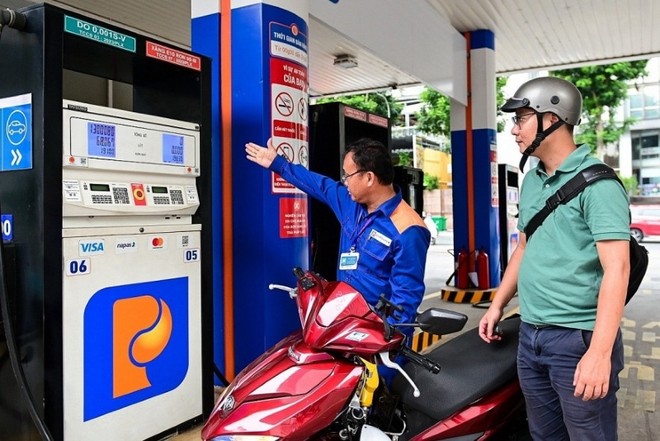 Từ 23h45' ngày 10/3, Liên Bộ trích lập và chi sử dụng Quỹ Bình ổn giá xăng dầu đối với các mặt hàng xăng dầu.