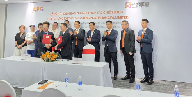 Chứng khoán APG hợp tác chiến lược cùng định chế tài chính Hồng Kông