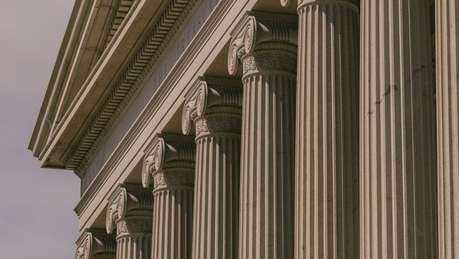 Vị thế tài sản trú ẩn an toàn nhất thế giới của trái phiếu kho bạc Mỹ gặp thách thức