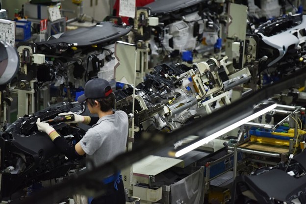 Các nhà sản xuất ô tô Nhật Bản chịu thiệt hại đáng kể do ảnh hưởng của thuế quan 