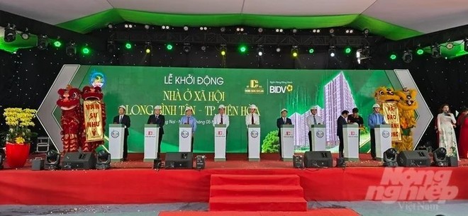 Tổng Công ty Xây dựng Số 1 (CC1) đăng ký thoái toàn bộ hơn 10,45 triệu cổ phiếu Chương Dương (CDC)