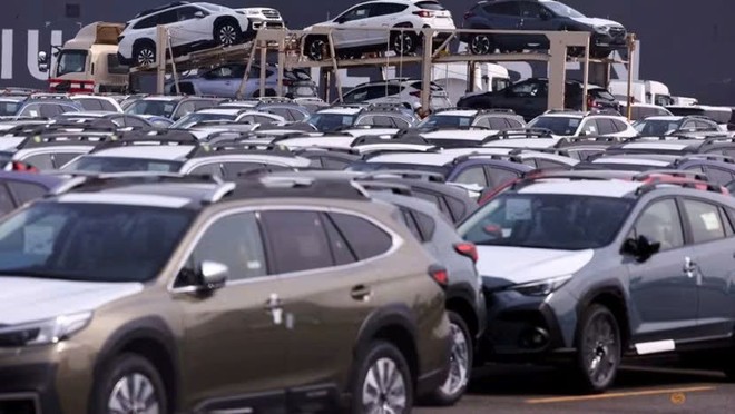 Thỏa thuận thương mại với Nhật Bản mang lại hy vọng cho các nhà đầu tư, cổ phiếu ô tô tăng vọt