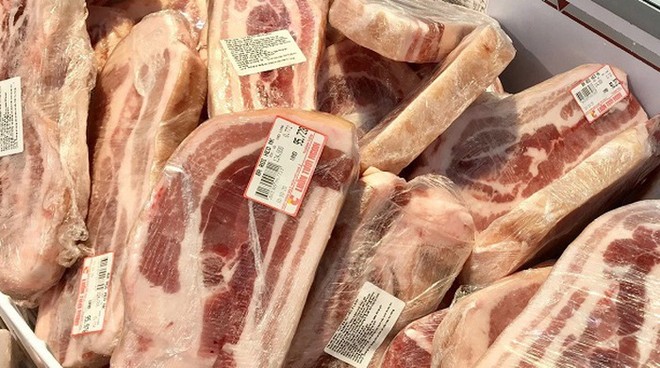 Trung Quốc áp thuế tạm thời đối với thịt lợn nhập khẩu từ EU