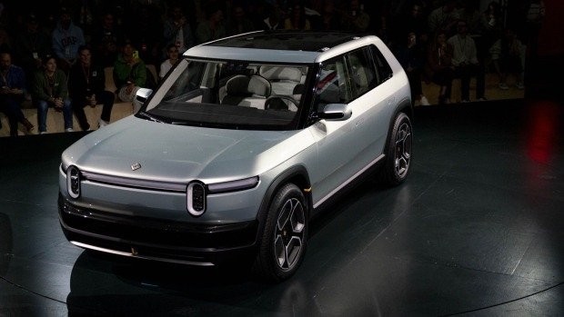 Volkswagen cam kết bảo vệ vị thế số một tại châu Âu trước làn sóng xe điện Trung Quốc