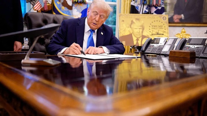 Phí thị thực H-1B mới của Tổng thống Trump châm ngòi cho cuộc đua thu hút nhân tài trên toàn cầu