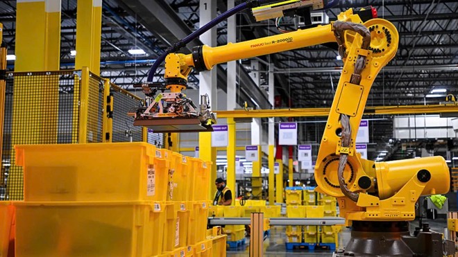 Mỹ mở rộng mạng lưới thuế quan sang robot và thiết bị y tế