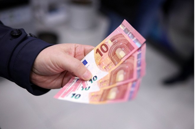 Sau Bulgaria, các nước EU còn lại vẫn gặp nhiều rào cản trong việc gia nhập khu vực đồng euro