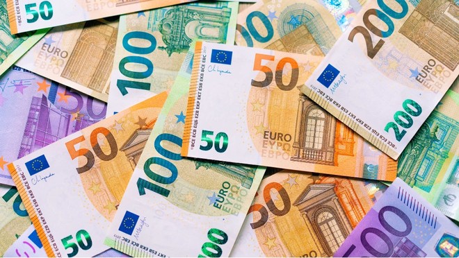 ECB mở rộng cơ chế bảo trợ đồng euro ra toàn cầu 