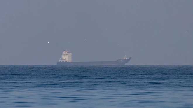 Lưu lượng tàu chở dầu qua eo biển Hormuz sẽ không sớm trở lại bình thường
