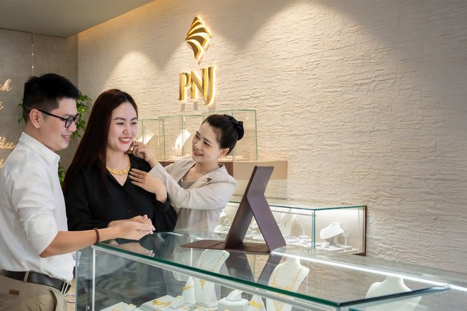 Vàng bạc Đá quý Phú Nhuận (PNJ): Tổng giám đốc mua vào 1 triệu cổ phiếu