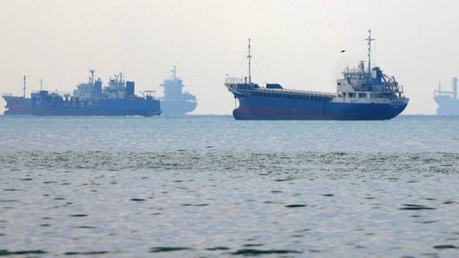 Xuất khẩu dầu qua eo biển Hormuz phục hồi, nhưng nguồn cung nhiên liệu vẫn bị hạn chế