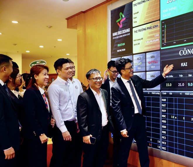 Ngày 9/9, 750 triệu cổ phiếu KAI của Công ty Cổ phần Chứng khoán Kafi chính thức giao dịch trên UPCoM với giá tham chiếu 15.000 đồng/cổ phiếu.
