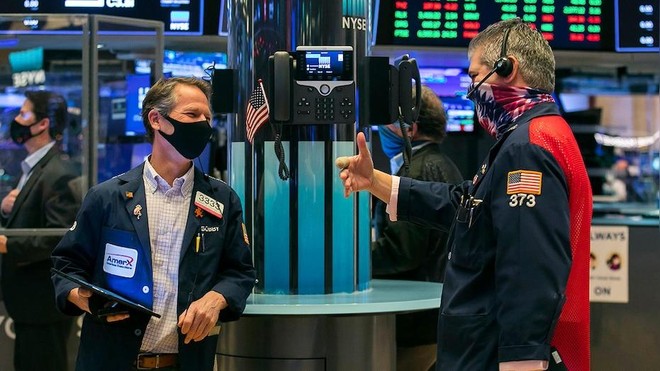 Lạm phát tăng cao, chứng khoán ngắt mạch hưng phấn