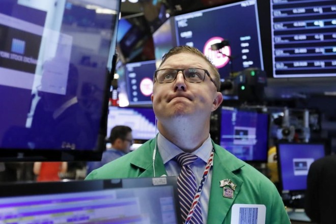 Dữ liệu kinh tế tốt xấu đan xen, phố Wall khởi đầu tháng 9 đầy thận trọng