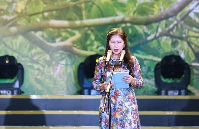 Đồng chí Tôn Thị Ngọc Hạnh - TUV, Phó Chủ tịch UBND tỉnh,
Trưởng Ban tổ chức Chương trình "Đắk Nông - Mùa bơ chín" phát biểu khai mạc chương trình