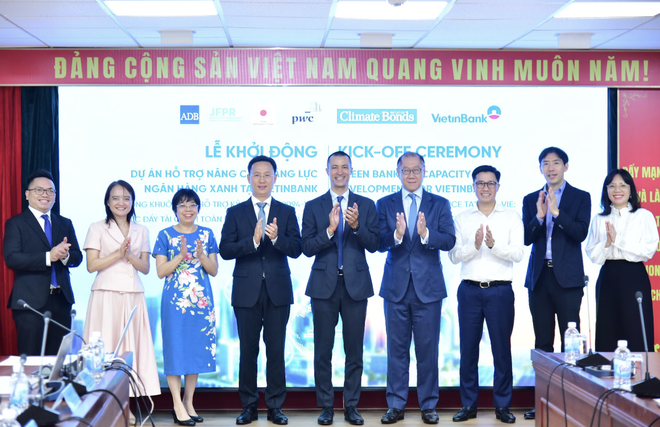 Khởi động Dự án nâng cao năng lực Ngân hàng xanh là một bước tiến quan trọng hướng tới phát triển bền vững của VietinBank. 