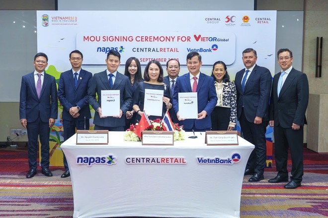 Các đại biểu tại Lễ ký kết MOU