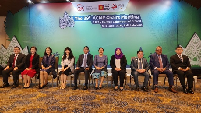 Các đại biểu tham dự Hội nghị Chủ tịch Diễn đàn Thị trường vốn ASEAN (ACMF) lần thứ 39 tại Bali (Indonesia) ngày 16/10.