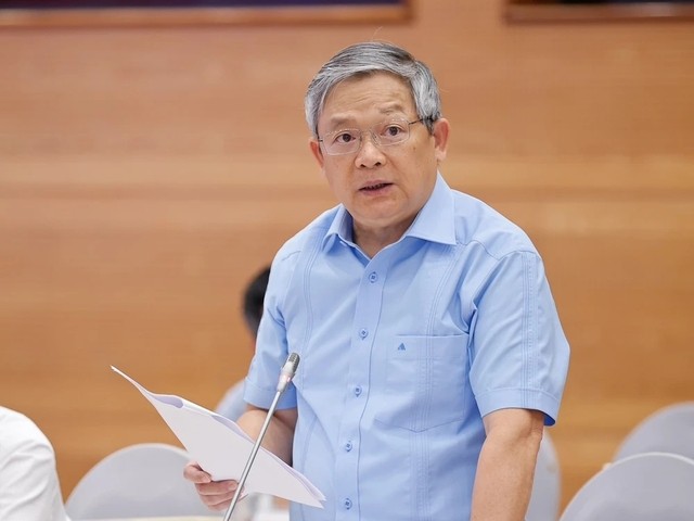 Thiếu tướng Hoàng Anh Tuyên trả lời tại buổi họp báo