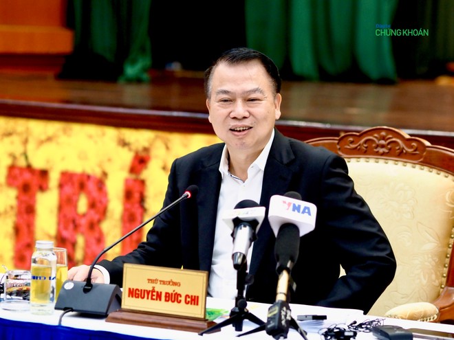 Thứ trưởng Bộ Tài chính Nguyễn Đức Chi tại họp báo chiều 3/4 (Ảnh: M.Minh) 