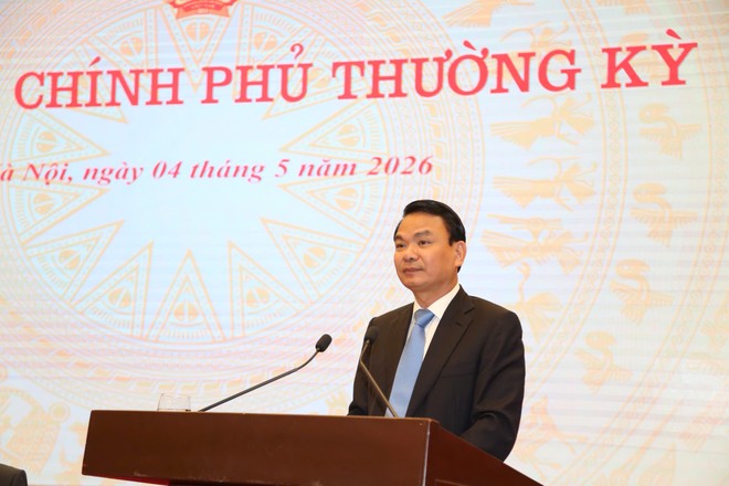Bộ trưởng, Chủ nhiệm Văn phòng Chính phủ Đặng Xuân Phong chủ trì họp báo Chính phủ thường kỳ tháng 4/2026 tối 4/5- Ảnh: Đức Minh TBTC