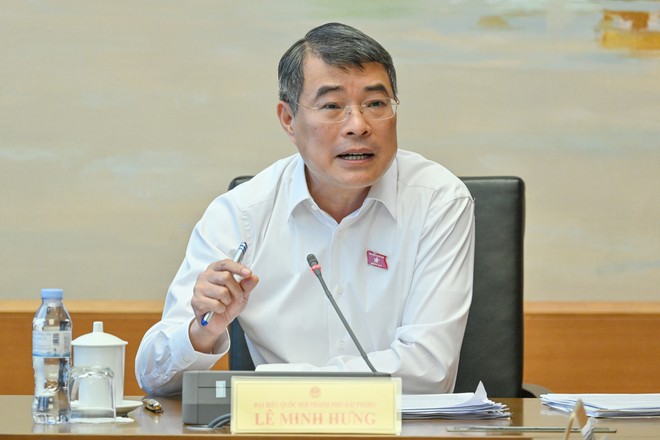 Thủ tướng Chính phủ Lê Minh Hưng phát biểu thảo luận tại tổ sáng 19/8.
