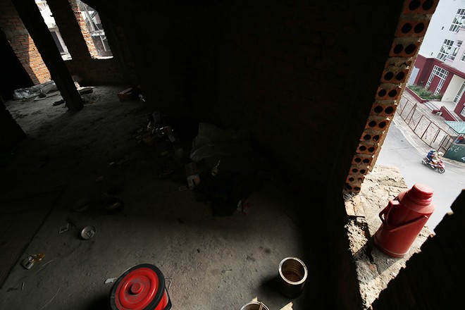 Biệt thự tiền tỷ ở Hà Nội hóa thành điểm tập kết của dân nghiện 