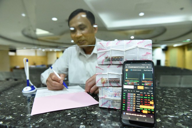 Giao dịch thua lỗ vẫn ngậm ngùi nộp thuế