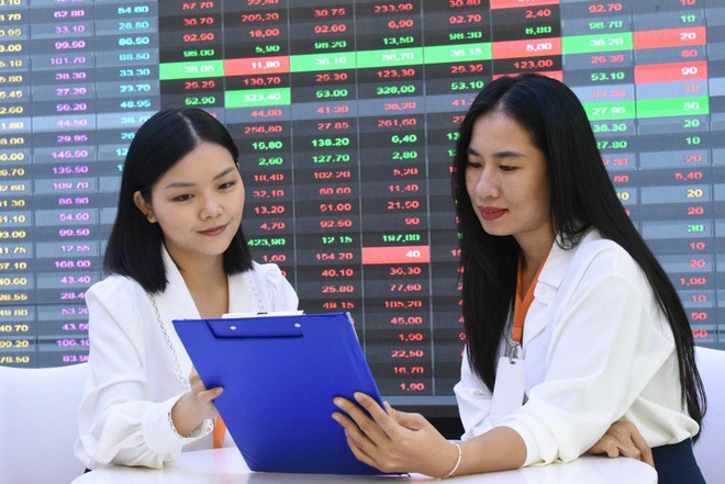 10 tháng đầu năm 2021, thị trường chứng khoán có gần 1,1 triệu tài khoản mới 