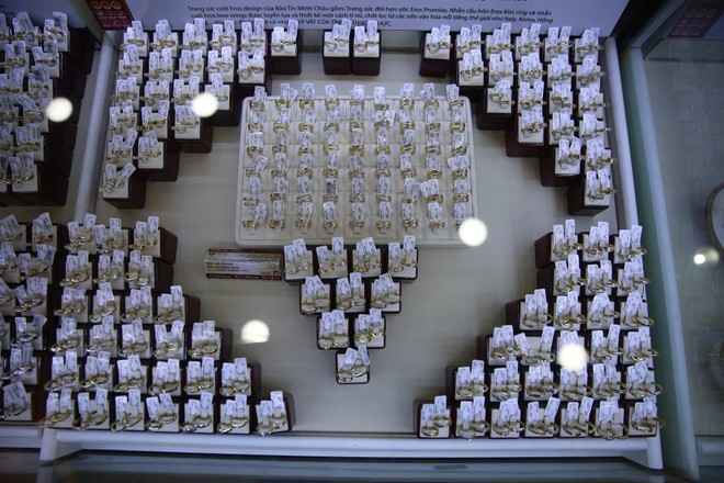 Giá vàng hôm nay ngày 27/5: Vàng hồi phục