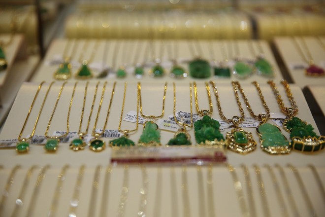 Giá vàng hôm nay ngày 21/3: Vàng "bốc đầu" sau cuộc họp của Fed