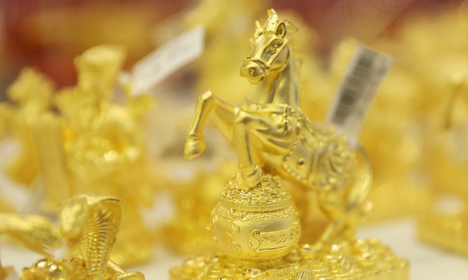 Giá vàng hôm nay ngày 28/2: Vàng tăng mạnh 3 triệu đồng/lượng