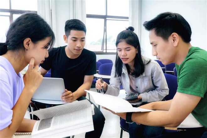 Học phí đại học có xu hướng gia tăng. Ảnh minh họa