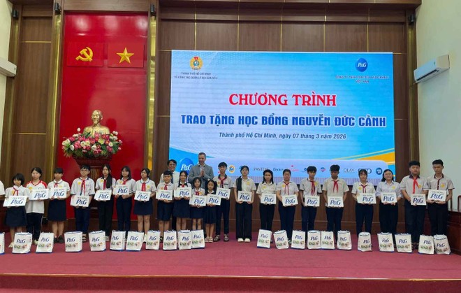 P&G tiếp nối hành trình chắp cánh ước mơ học tập cho thế hệ trẻ Việt Nam
